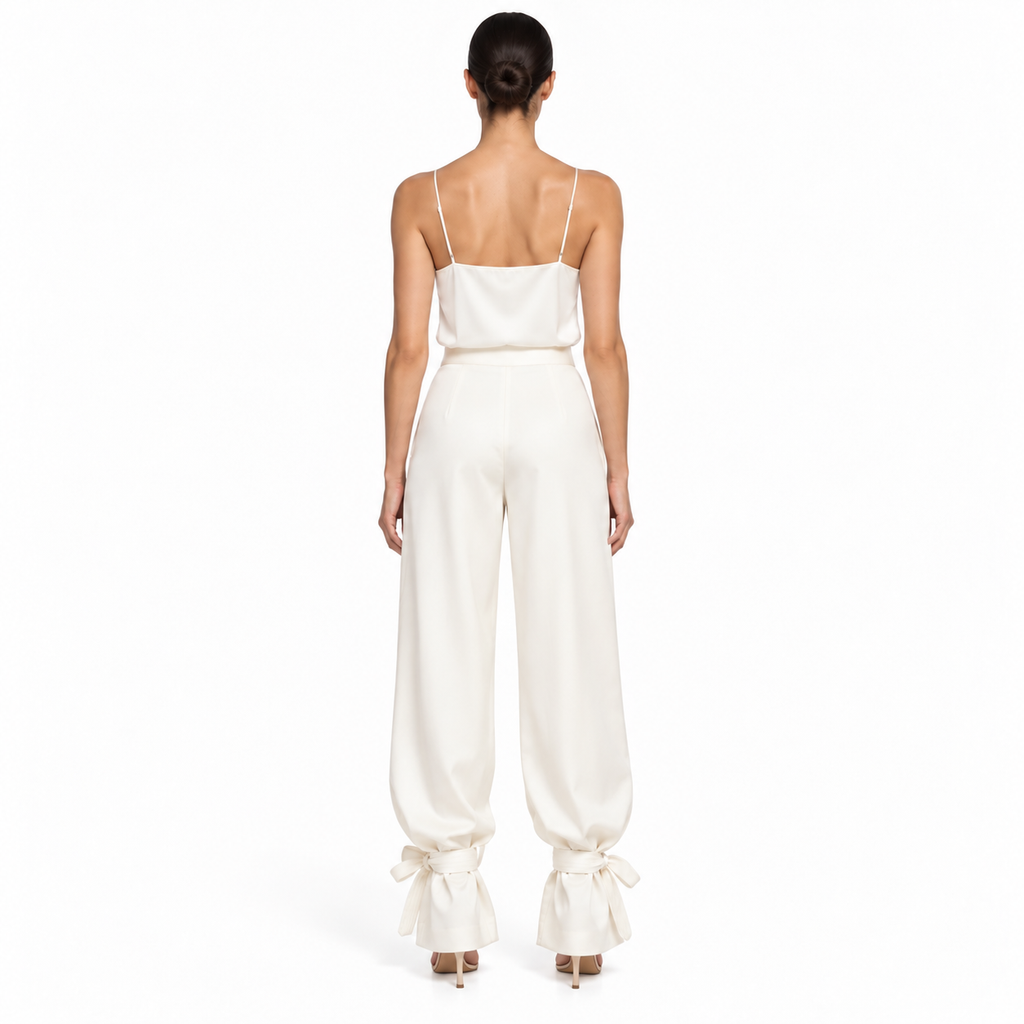 PANTALON CON LAZO EN BOTA